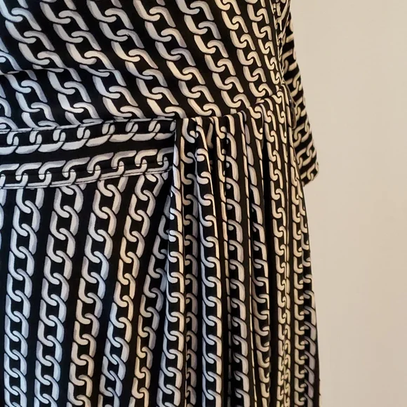 Laundry by Shelli Segal Size 6 Dress Chain Dress - Picture 5 of 11